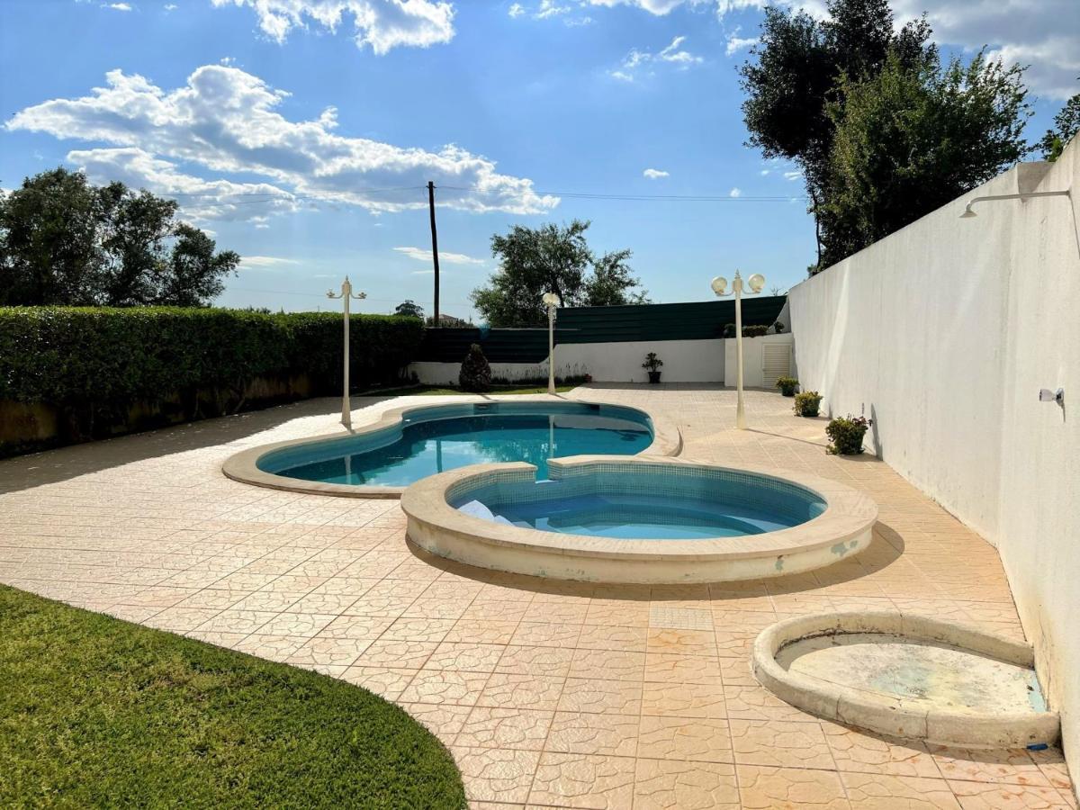 Portimao Classic With Pool By Homing Apartman Alvor Kültér fotó